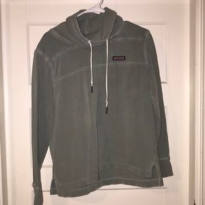 Vineyard vines hoodie